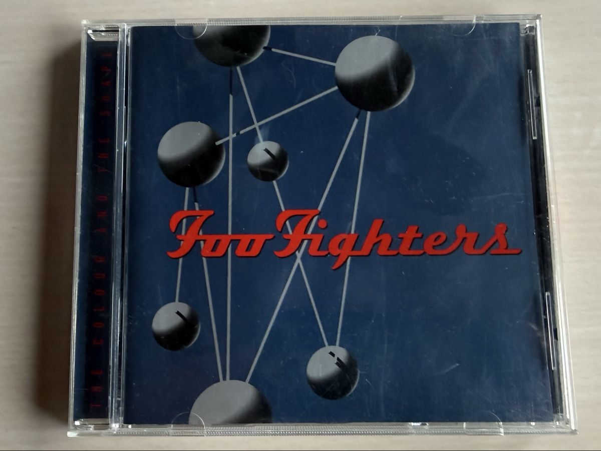 CD: Foo Fighters - The Colour And The Shape CD – Usato da Oberried Brienz venduto da Chyara