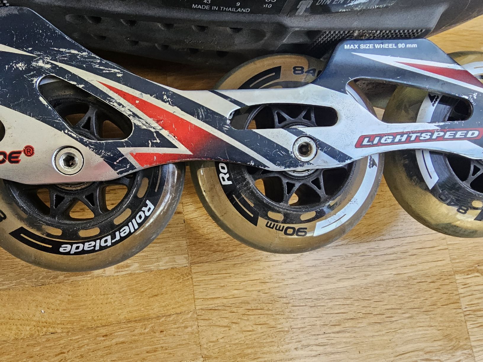 Inline-Skating & Rollschuhe: Rollerblade Inlineskates, Grösse 43, mit Schütz – Gebraucht aus Belp von zugulu 1
