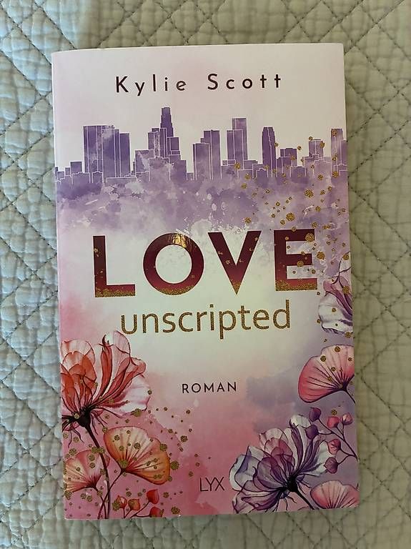 Libri: Love Unscripted von Kylie Scott – Nuovo e nell'imballaggio originale da Zwingen venduto da lar_m9ng