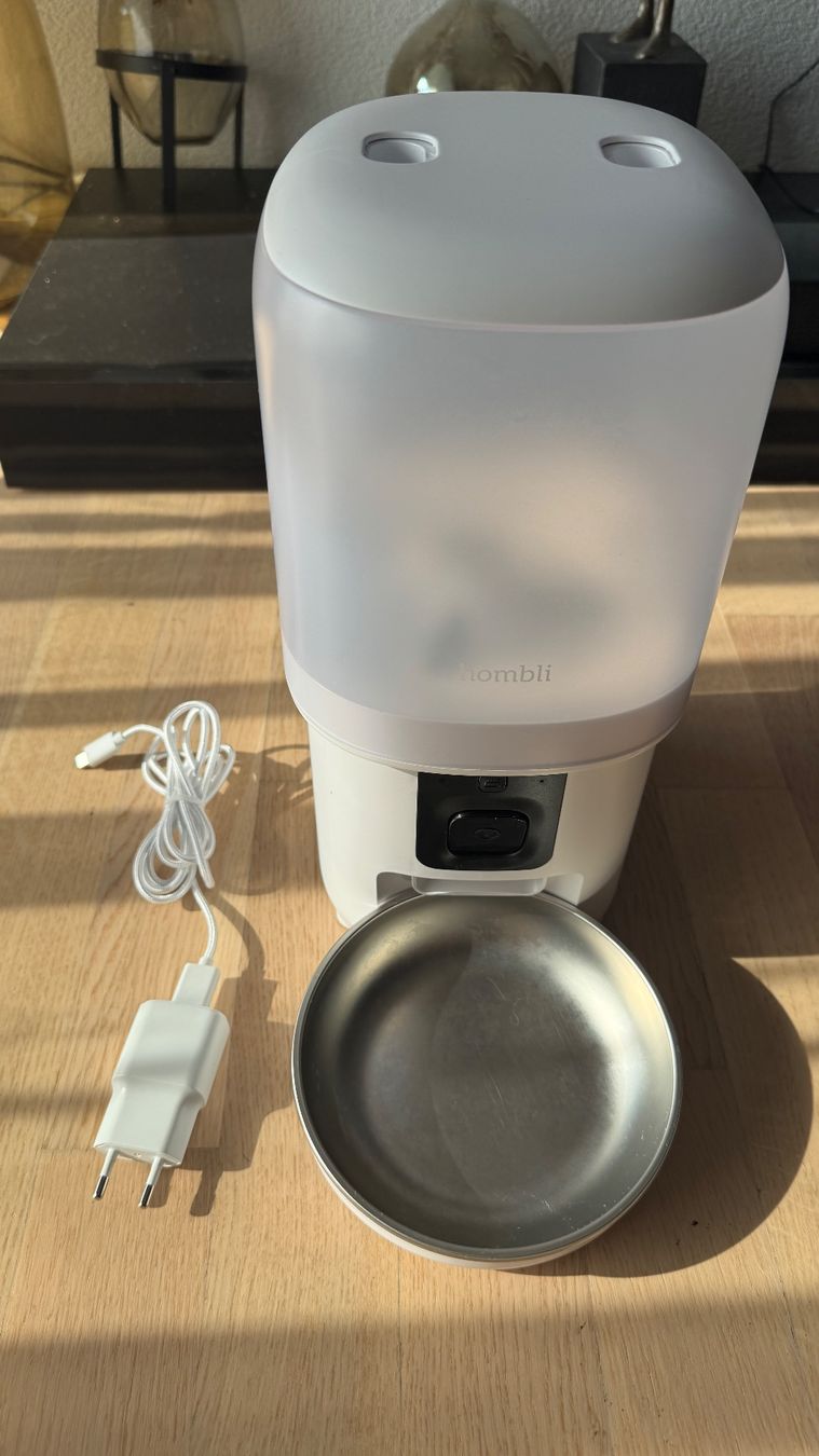 Mangimi: Hombli Smart Pet Feeder mit Kamera – Nuovo (secondo la descrizione) da Beringen venduto da cnonlloyd 2