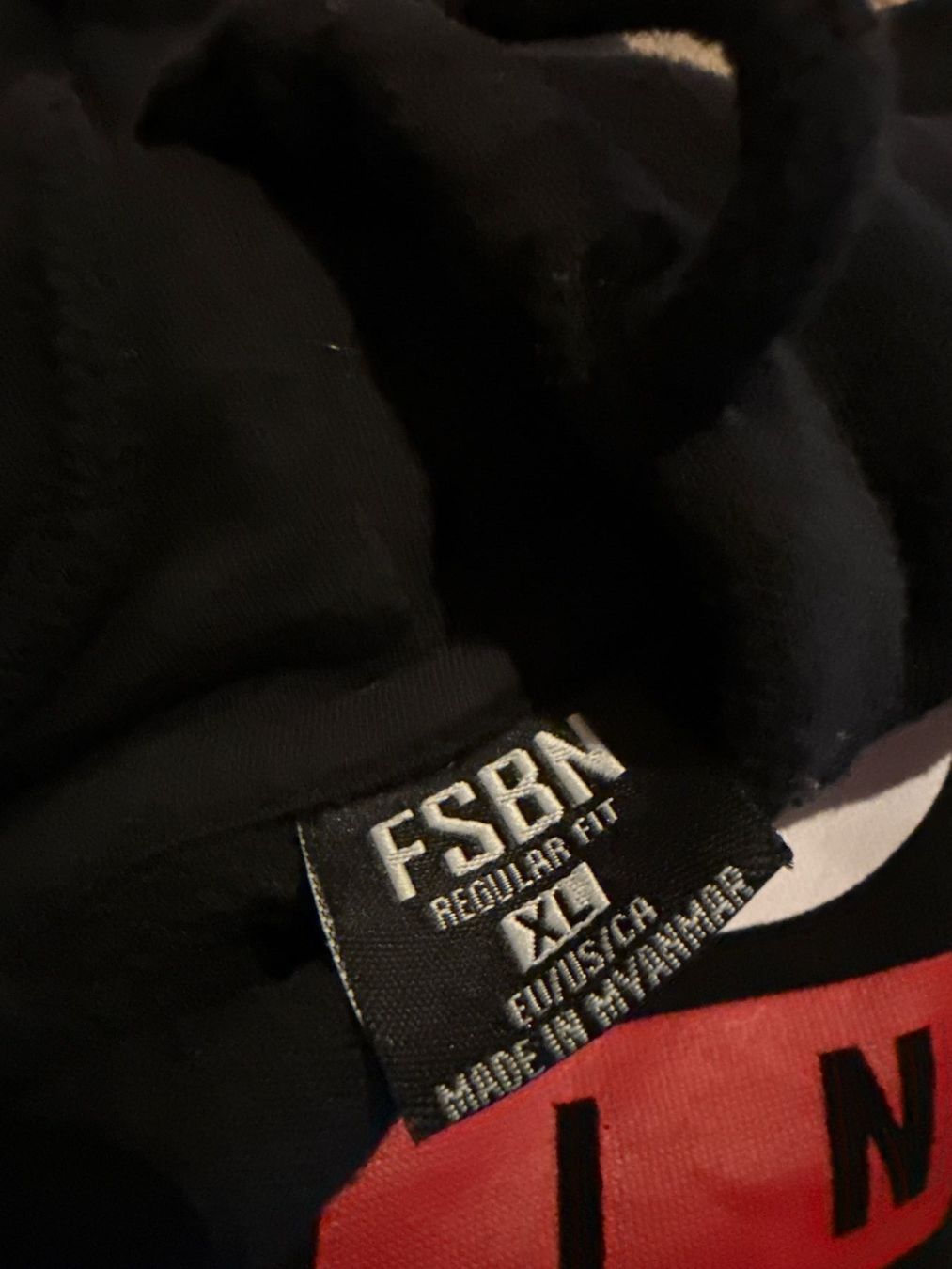 Maglioni & Felpe: Schwarzer Hoodie "Just Do Nothing" - Grösse XL – Usato da Richterswil venduto da KAYLEIGH_77 1