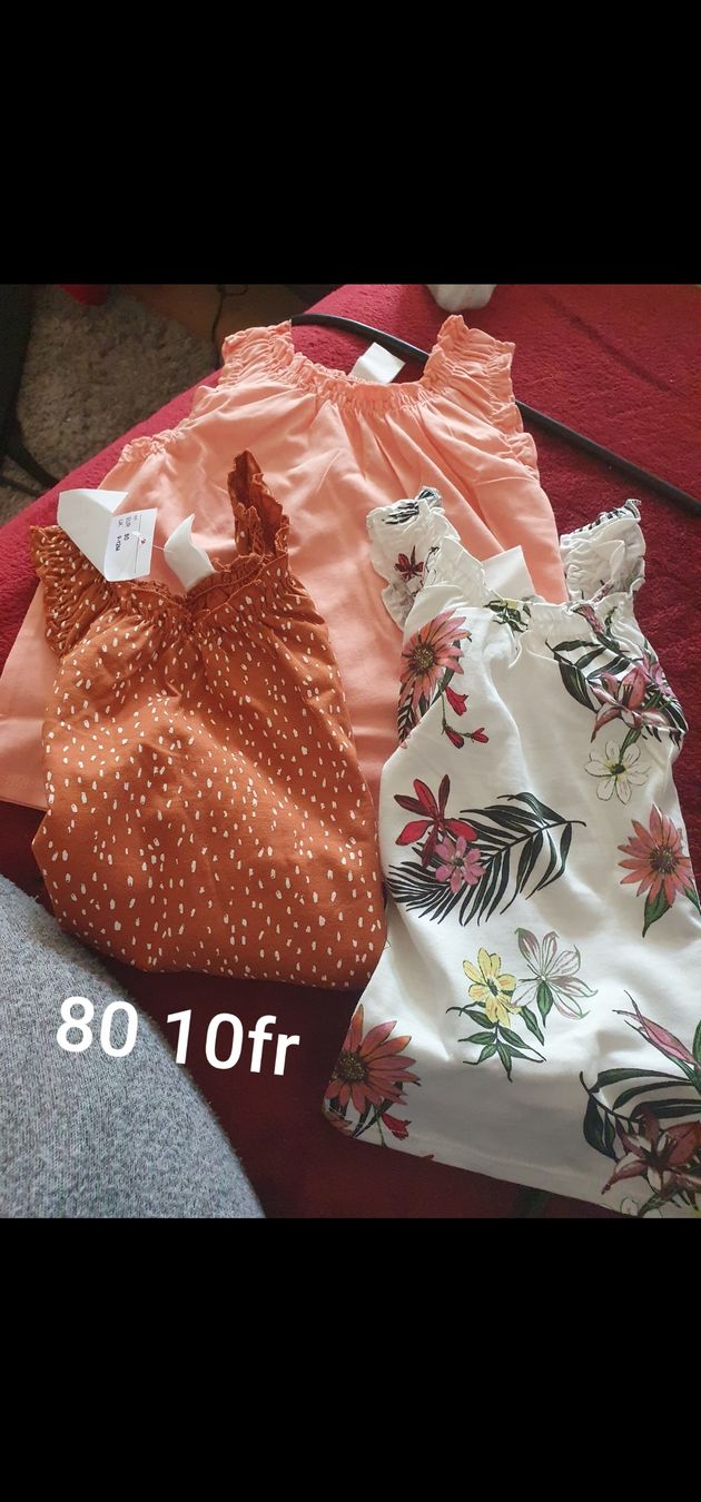 H&M Camicette, T-shirt & Top: 3 süsse Sommertops Gr. 80 – Nuovo (secondo la descrizione) da Langenthal venduto da nad_qbt9