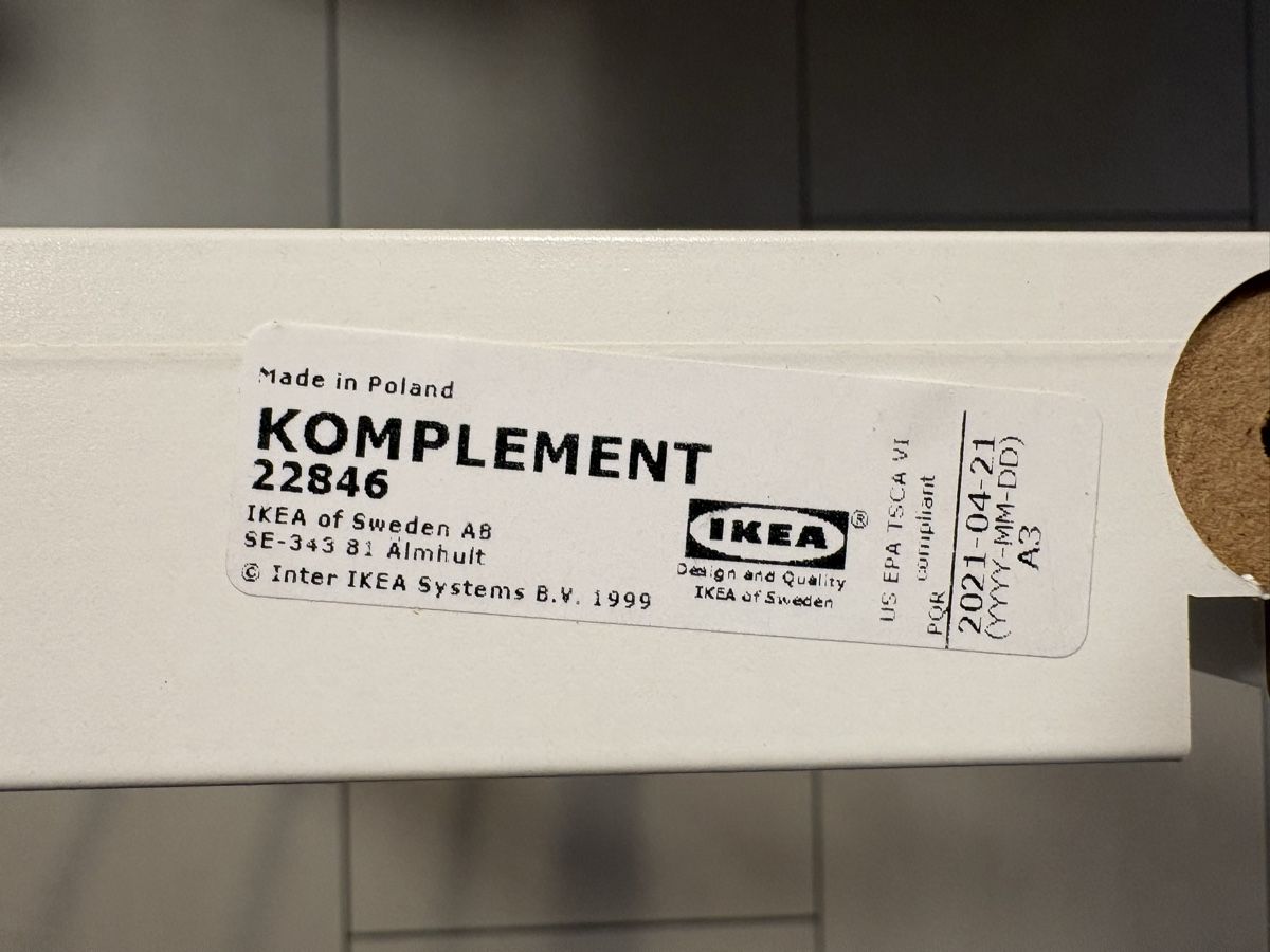Ikea Appendiabiti: IKEA Hosenaufhängung – Usato da Jona venduto da mar.nath 1
