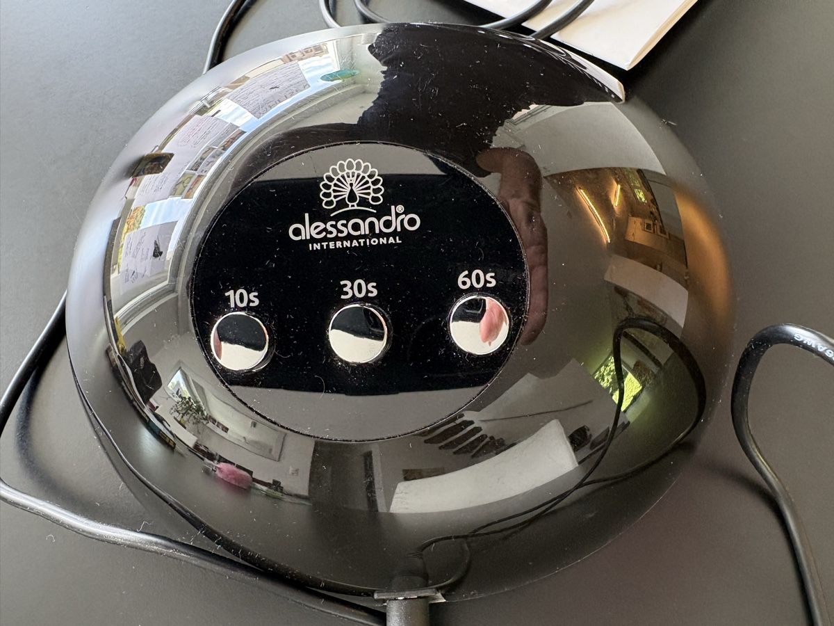 Künstliche Fingernägel: BLACK PEARL LED-Getät alessandro – Gebraucht aus Birmensdorf ZH von huat 2