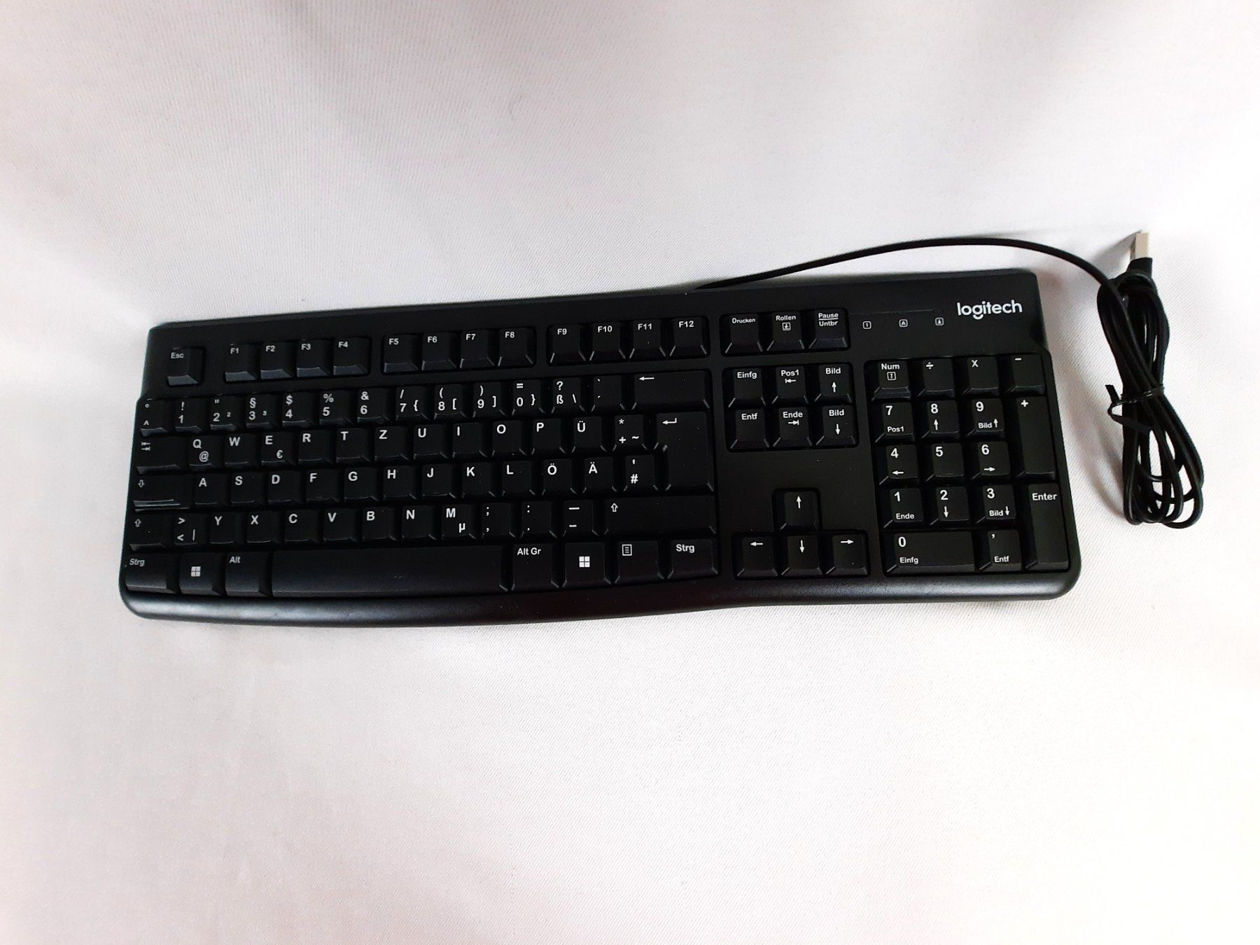 Logitech Tastiere: LOGITECH K120 DE, Kabelgebunden – Nuovo (secondo la descrizione) da Beinwil am See venduto da Restwert_Beinwil