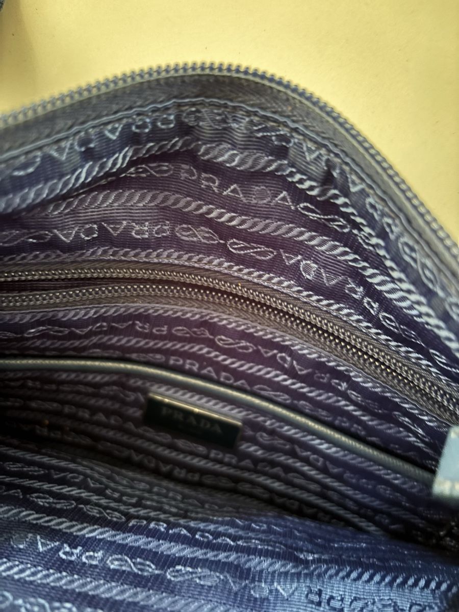 Prada Sacs: Prada Messenger Bag - Navy Nylon – D'occasion à Bulle par lalooo 2