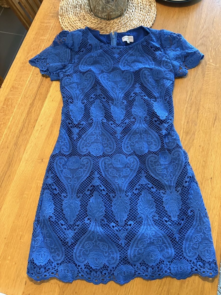 Vestiti: Robe Wolf&Whistle taille S(10) – Usato da Attalens venduto da Skorpionica 1