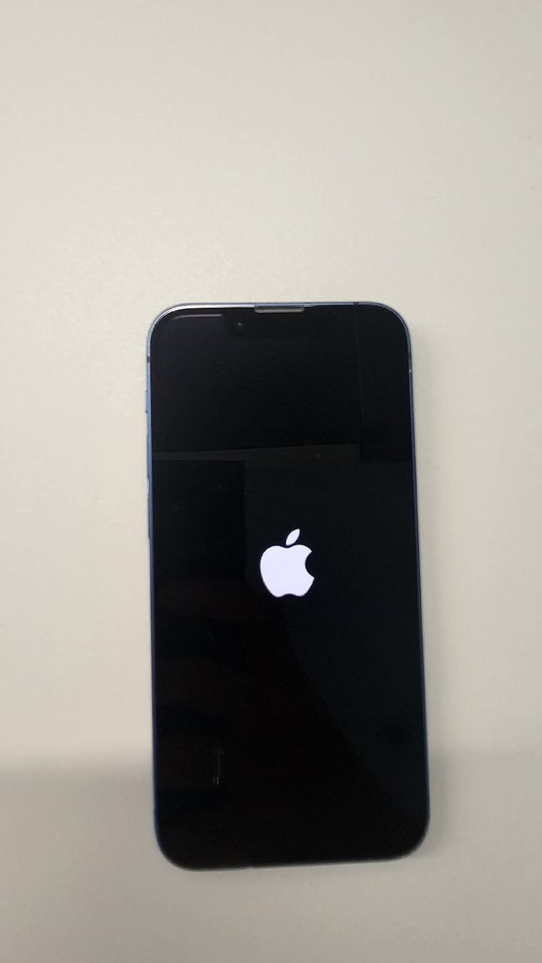 Apple Telefoni cellulari / Smartphones: IPHONE 13 MINI 256GB mit Cover und Kabel – Usato da Giubiasco venduto da THELORDOFTHECARDS 6