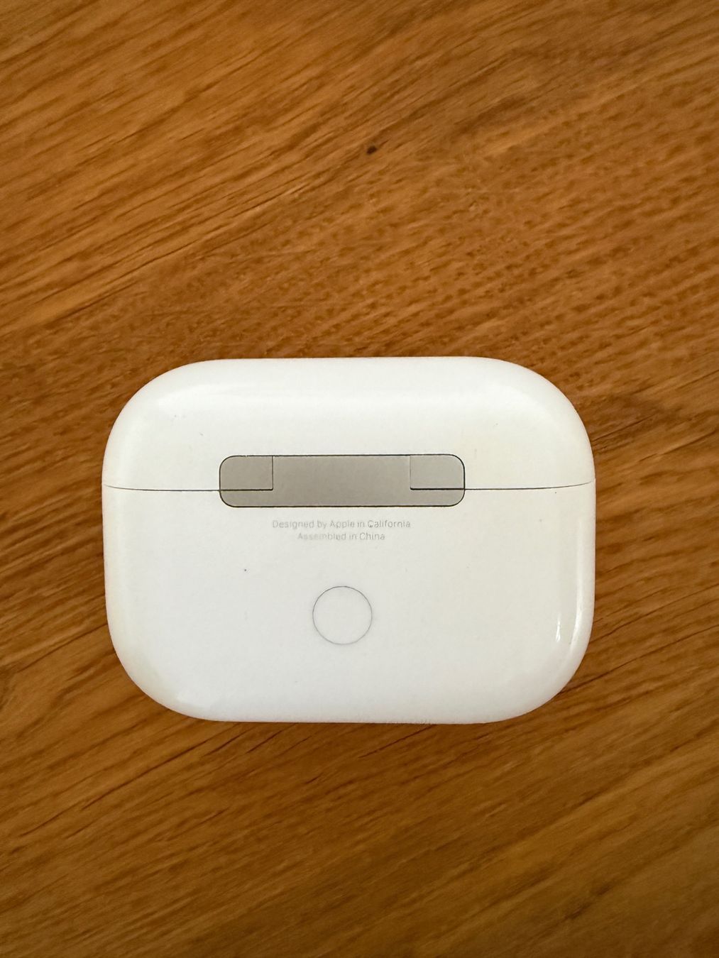 Apple Cuffie: APPLE AirPods Pro 2 Charging Case – Usato da Lausanne venduto da Nine1982 5