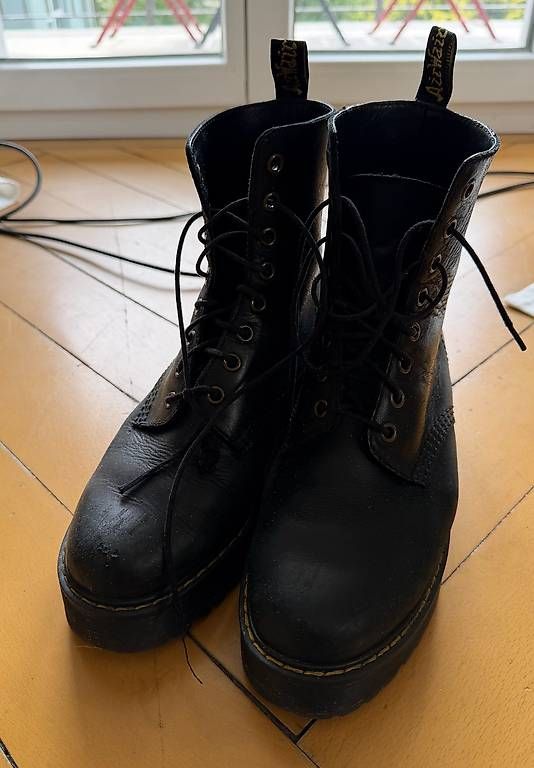 Dr. Martens Scarpe da donna: Dr. Martens | Gr 39 – Usato da Zürich venduto da KimKriKle