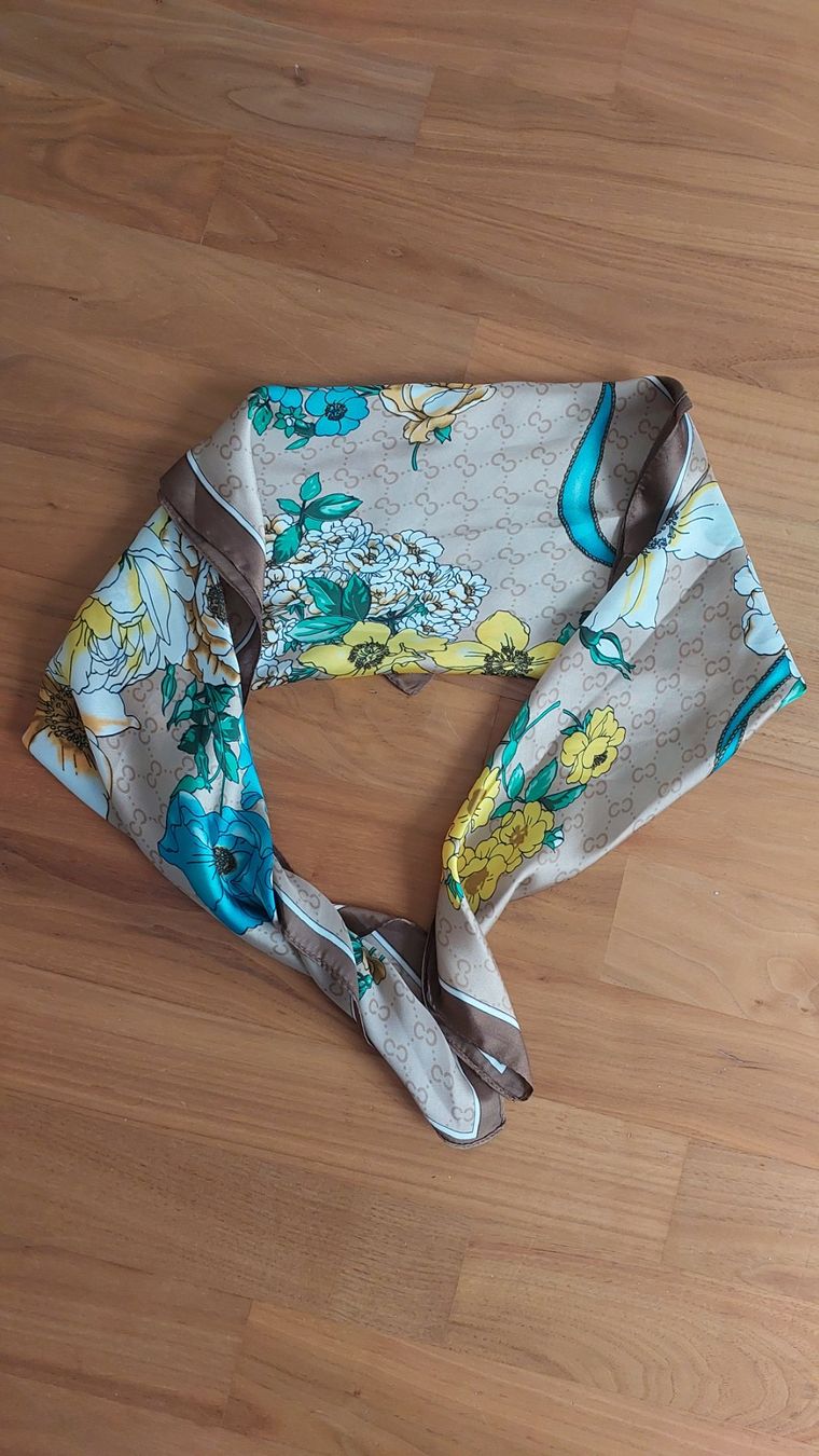 Foulard & Sciarpe: Twilly - Seidenschal - NEU – Nuovo e nell'imballaggio originale da Hittnau venduto da Razorback_1971 3
