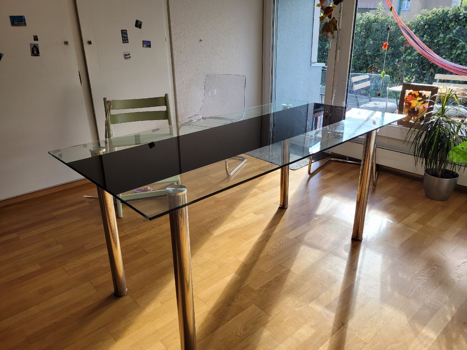 Tische: Esstisch Glas/Metall – Gebraucht aus Thun von Jrkw 1