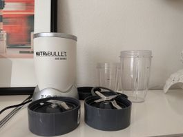 NutriBullet 600 Series Mixer mit Zubehör gebraucht