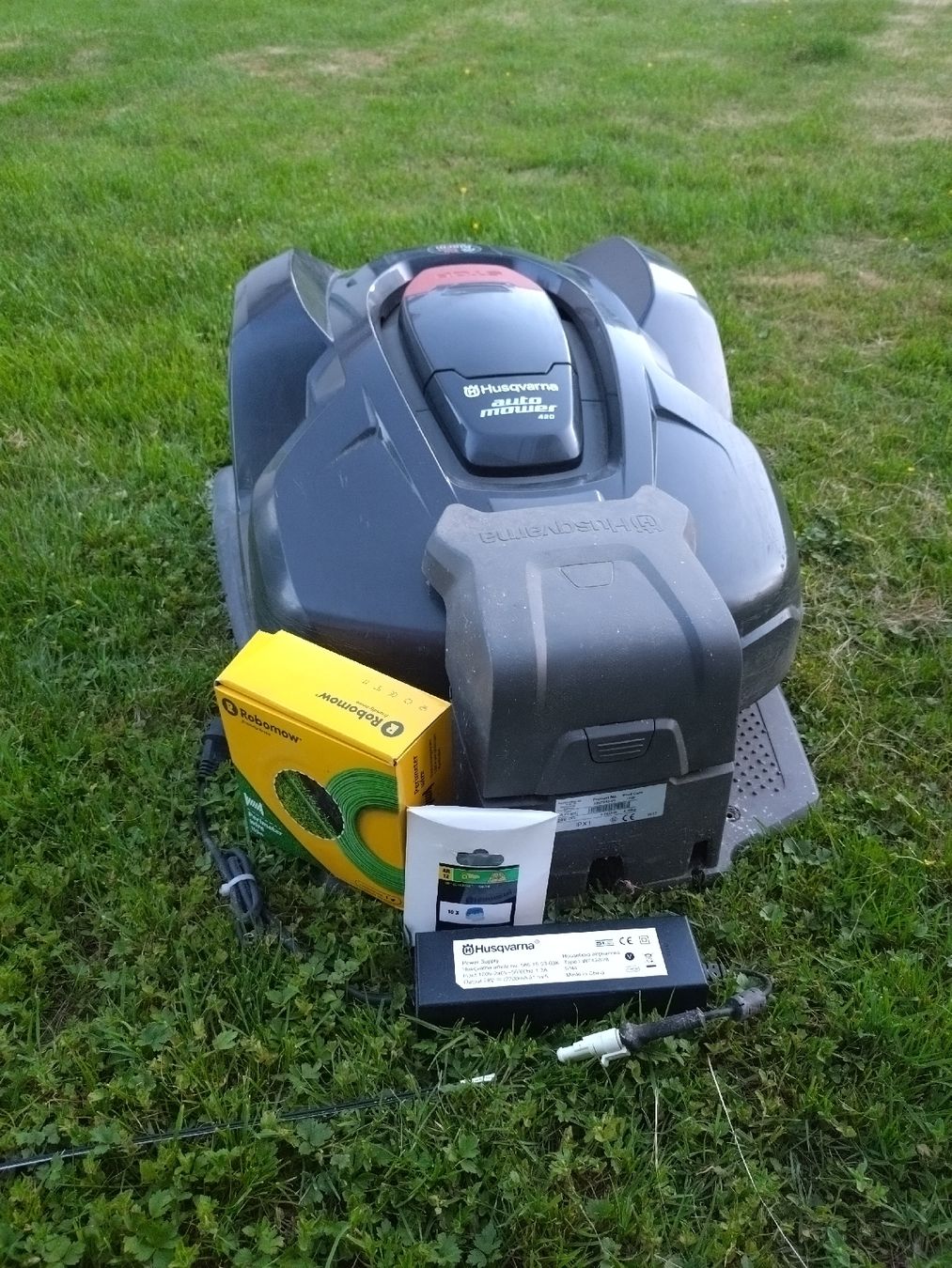 Husqvarna Rasenmäher: Husquarna Rasenmäher Roboter – Gebraucht aus Rechthalten von sch_m72t