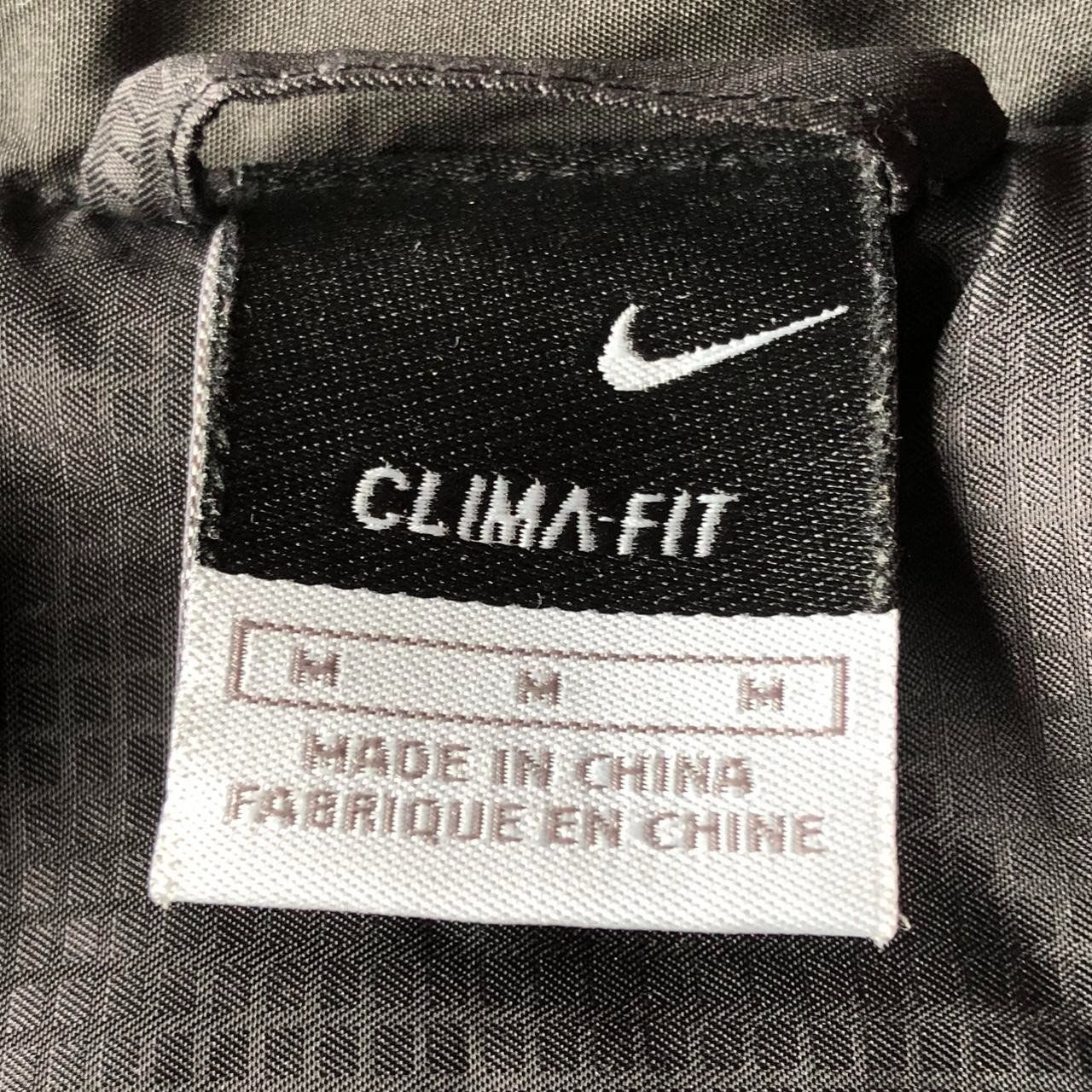Nike Jacken: Jacket Nike Clima-Fit Black Men M – Gebraucht aus Genève von ang_7j7j 4