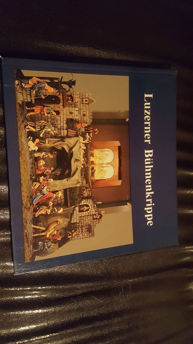 Libri: Luzerner Bühnenkrippe: Das Leben Jesu – Usato da Remetschwil venduto da Privatflohmi