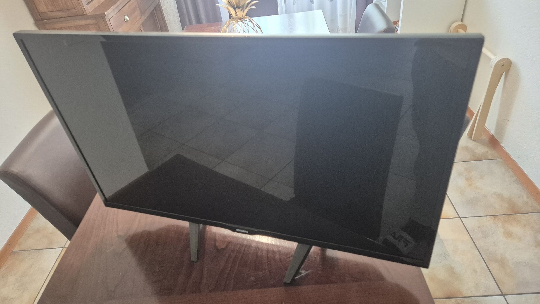 Philips Televisori: Télévision Philips Led Full HD – Usato da Corcelles-Payerne venduto da craveiro_in4k