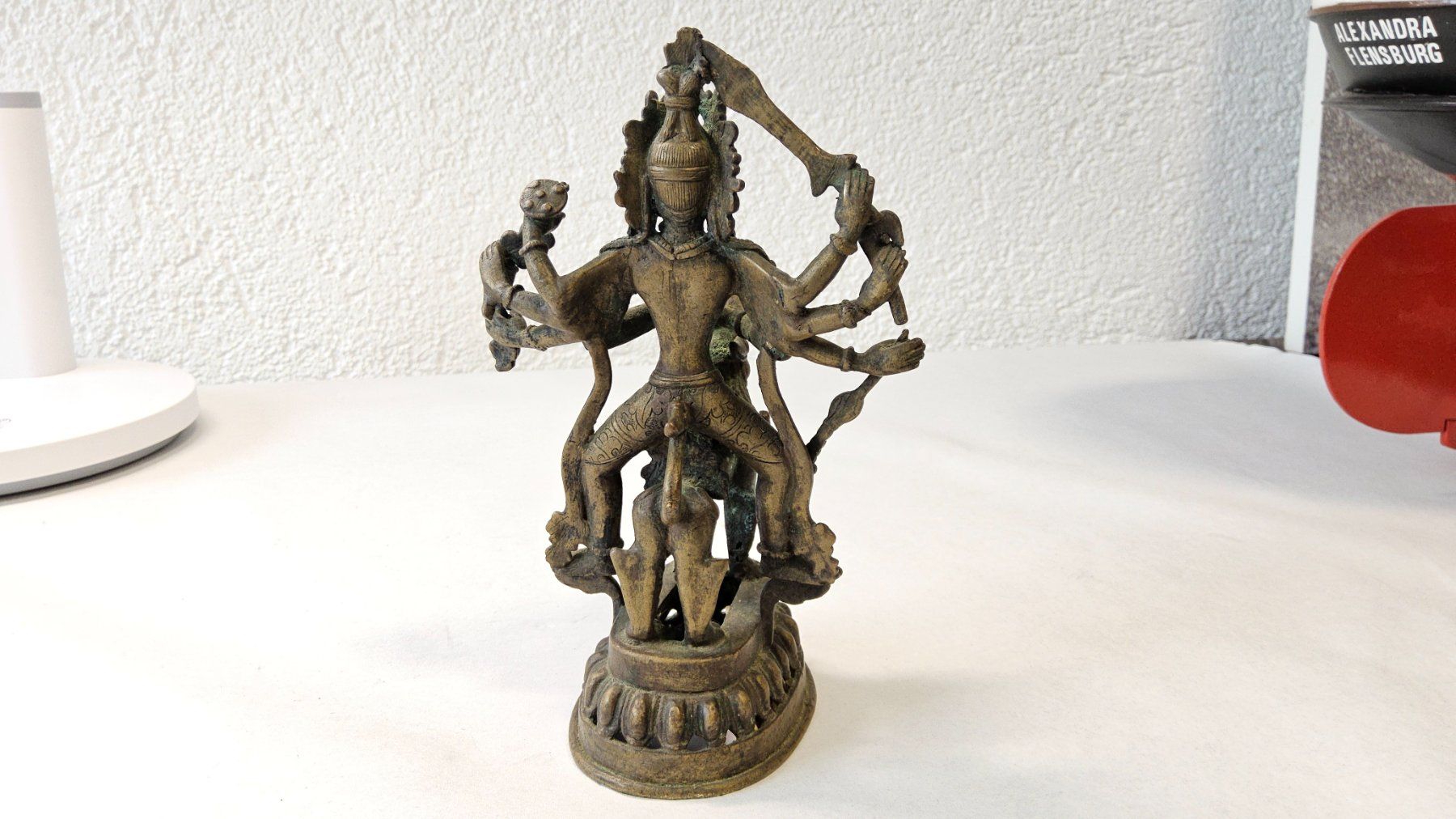 Figuren: Ancienne sculpture en bronze – Gebraucht aus Malleray von Frederic24 2