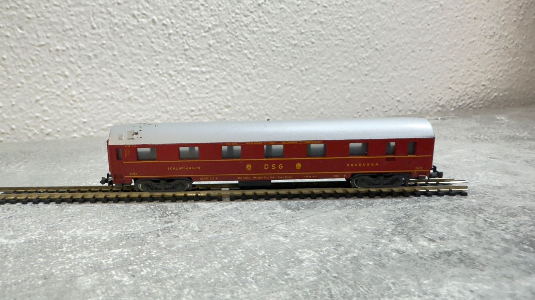 Lima Modelleisenbahnen: Lima DSG Schlafwagen Spur N – Gebraucht aus Windlach von Kelebra 2
