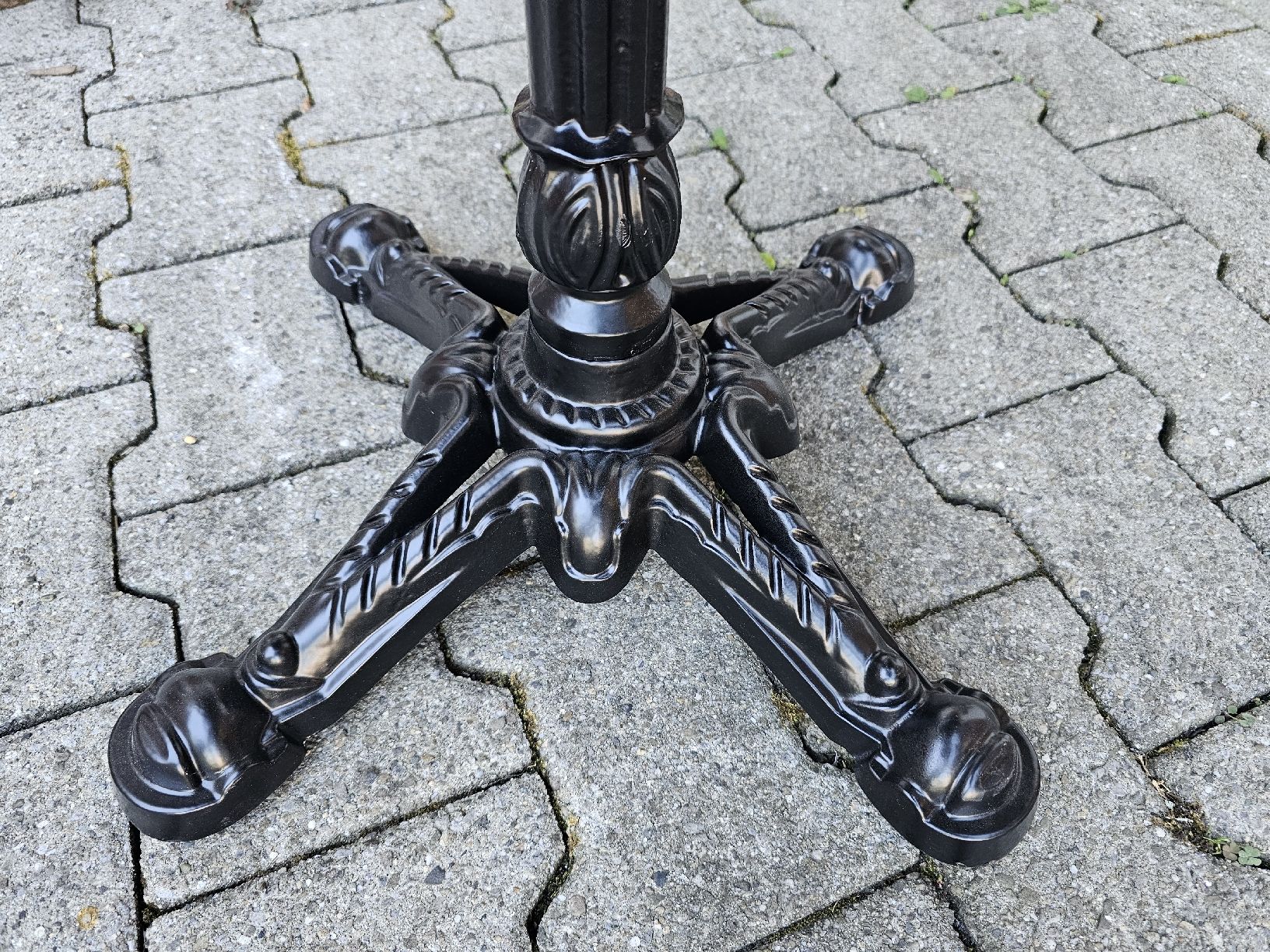 Tische: Granittisch Bistrotisch Gartentisch – Gebraucht aus Villnachern von hasta08 8
