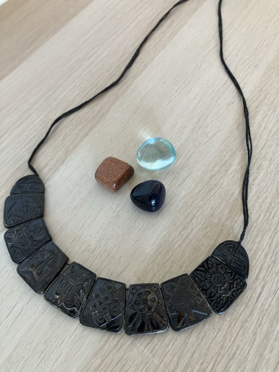 Altri gioielli: Collana etnica e pietre decorative – Usato da Lugano venduto da jfo_7lsm 2