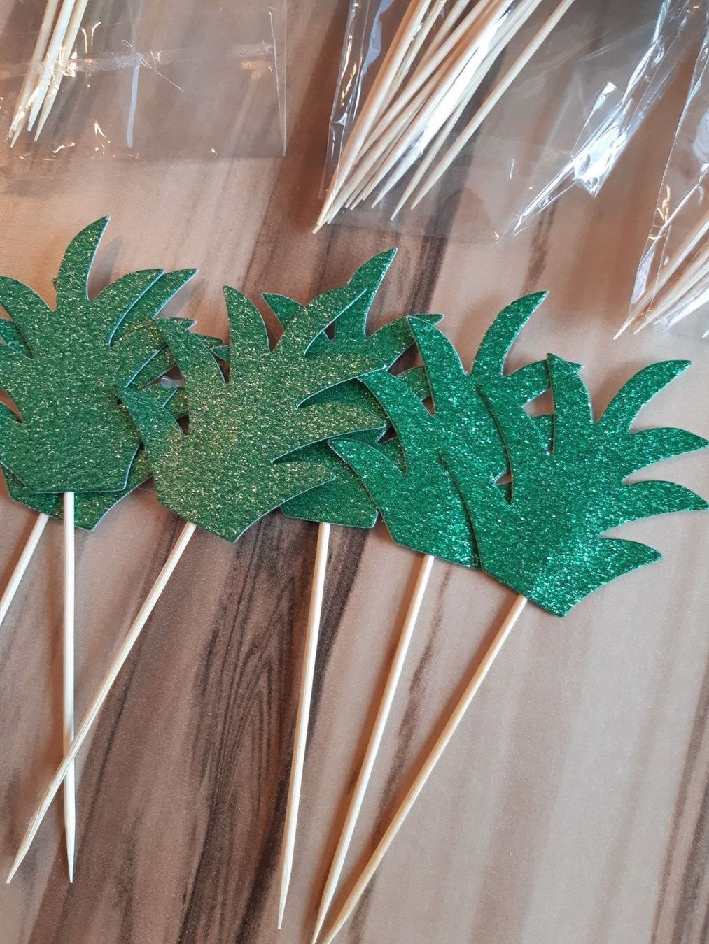 Tutte le decorazioni: ***Palmblatt Cupcakedeko*** – Nuovo e nell'imballaggio originale da Gattikon venduto da psailer 3