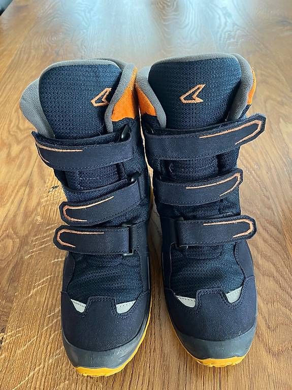 Chaussures garçon: Winterstiefel Gr. 37 – D'occasion à Hermetschwil-Staff par murio23