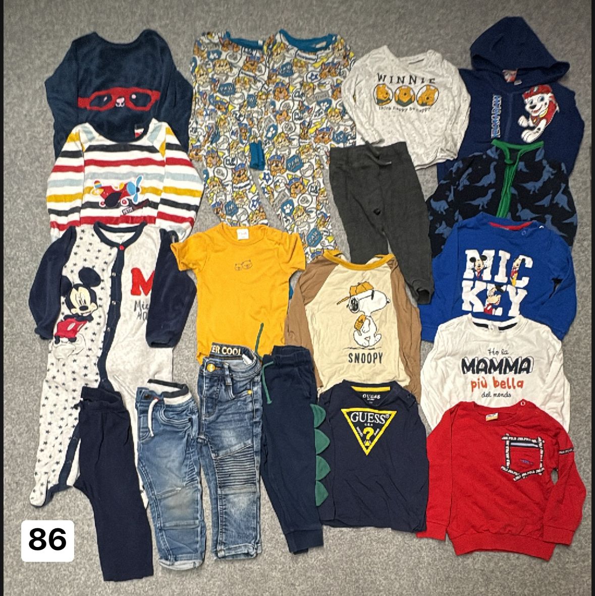 Lotti & Set di vestiti: Junge 86 – Usato da Claro venduto da DeZeDo