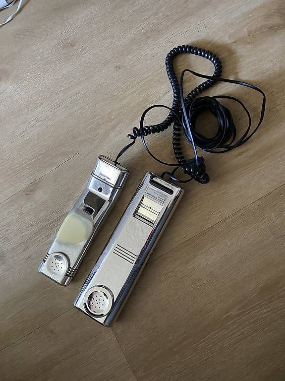 Téléphones: altes Swatch Telefon – D'occasion à Kerzers par Ca-Vi 1
