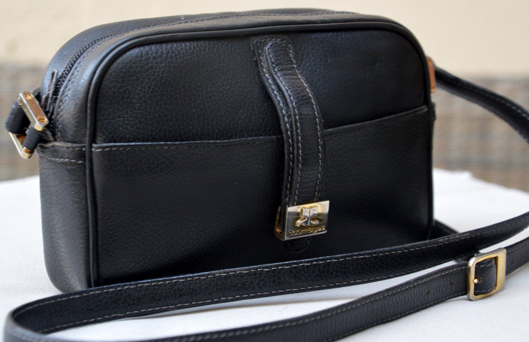 Borse da donna: Tasche Courrèges sac Vintage – Usato da Collonges venduto da arashee 1