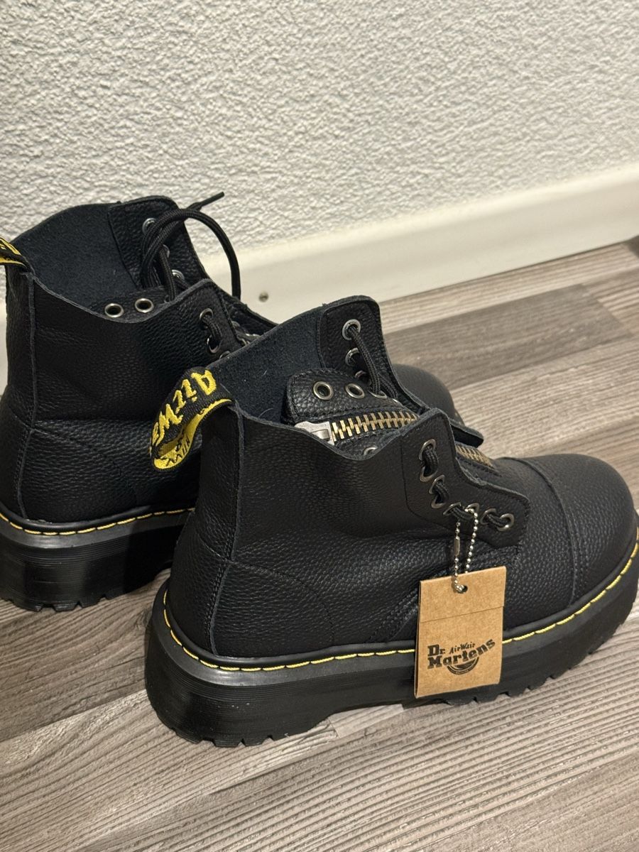Dr. Martens Chaussures femmes: Bottes à lacets 'Sinclair' Dr. Martens – Neuf (Voir description) à Monthey par Joseph-29 1