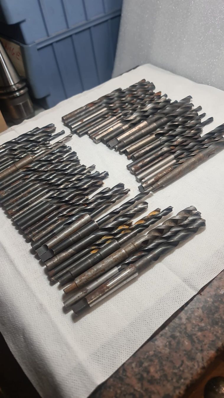 Tous les outils: bohrer metall – D'occasion à Egerkingen par ogi3131 3