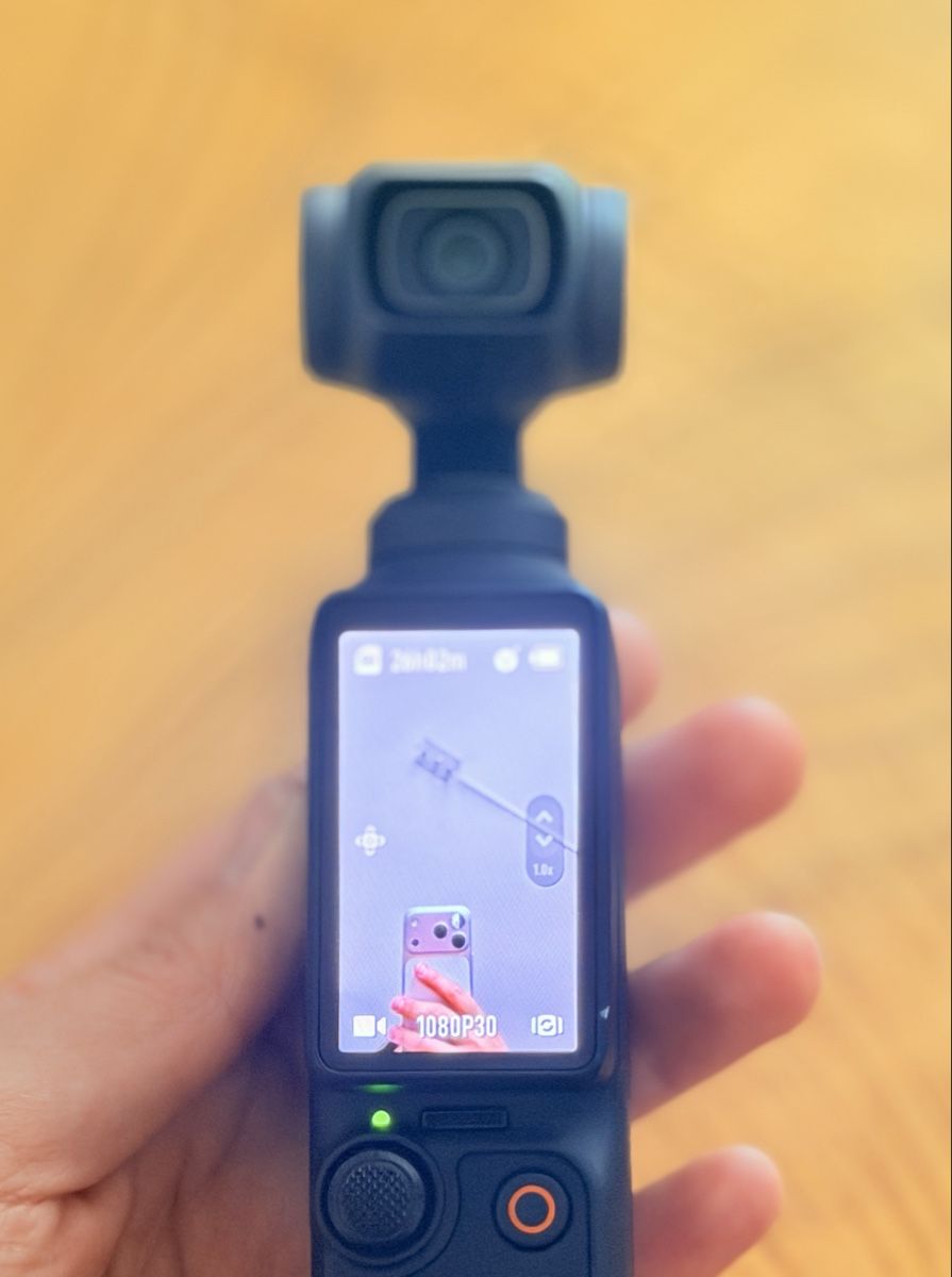 DJI Camcorder: 512GB SanDisk Pro + DJI Osmo Pocket 3 Creator Combo – Neu (gemäss Beschreibung) aus Wabern von clara_li 4