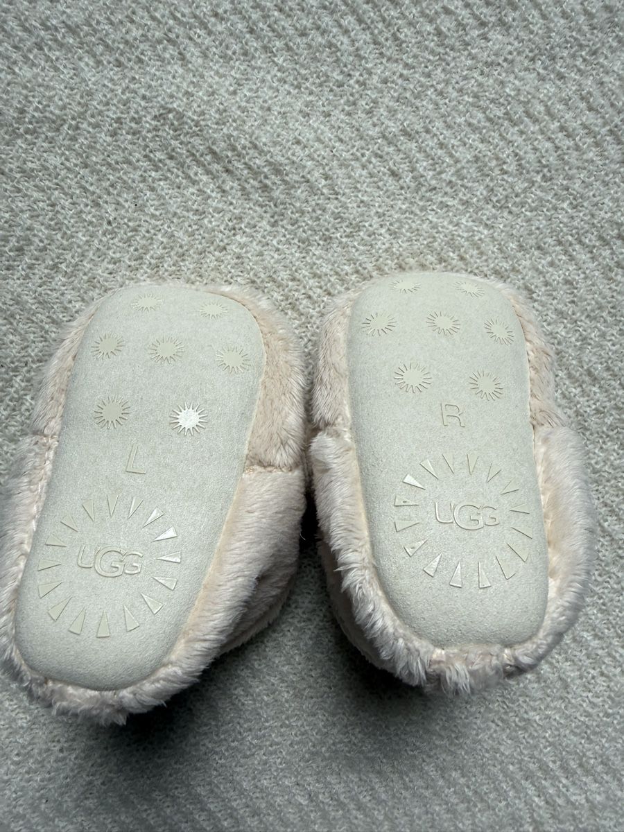 Ugg Schuhe für Jungen: UGG Hausschuhe 18 – Neu (gemäss Beschreibung) aus Zürich von WomenMenKidsClothes 2