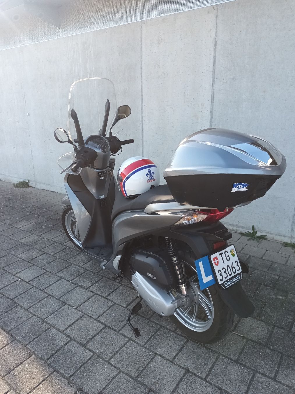 Honda Scooters: HONDA SH 150!! TOP ANGEBOT! – Gebraucht aus Sulgen von rob_6n7f 1