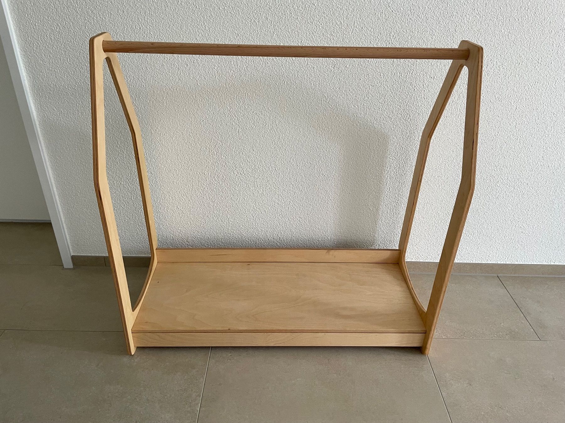 Garderobe: Kindergarderobe – Gebraucht aus Wilen b. Wollerau von BelindaK