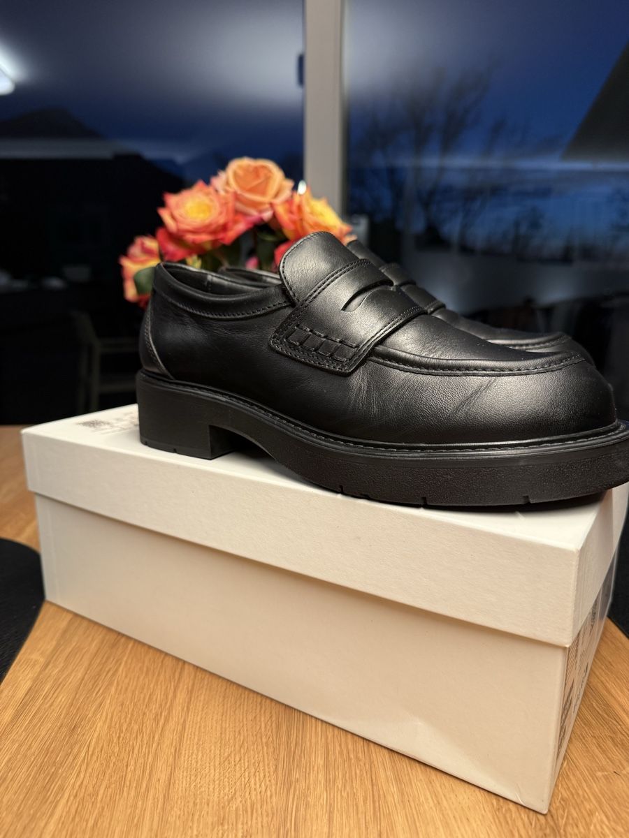 Cos Scarpe da donna: Moccasin COS size 39 black – Usato da Walchwil venduto da Luxury_wardrobe 2