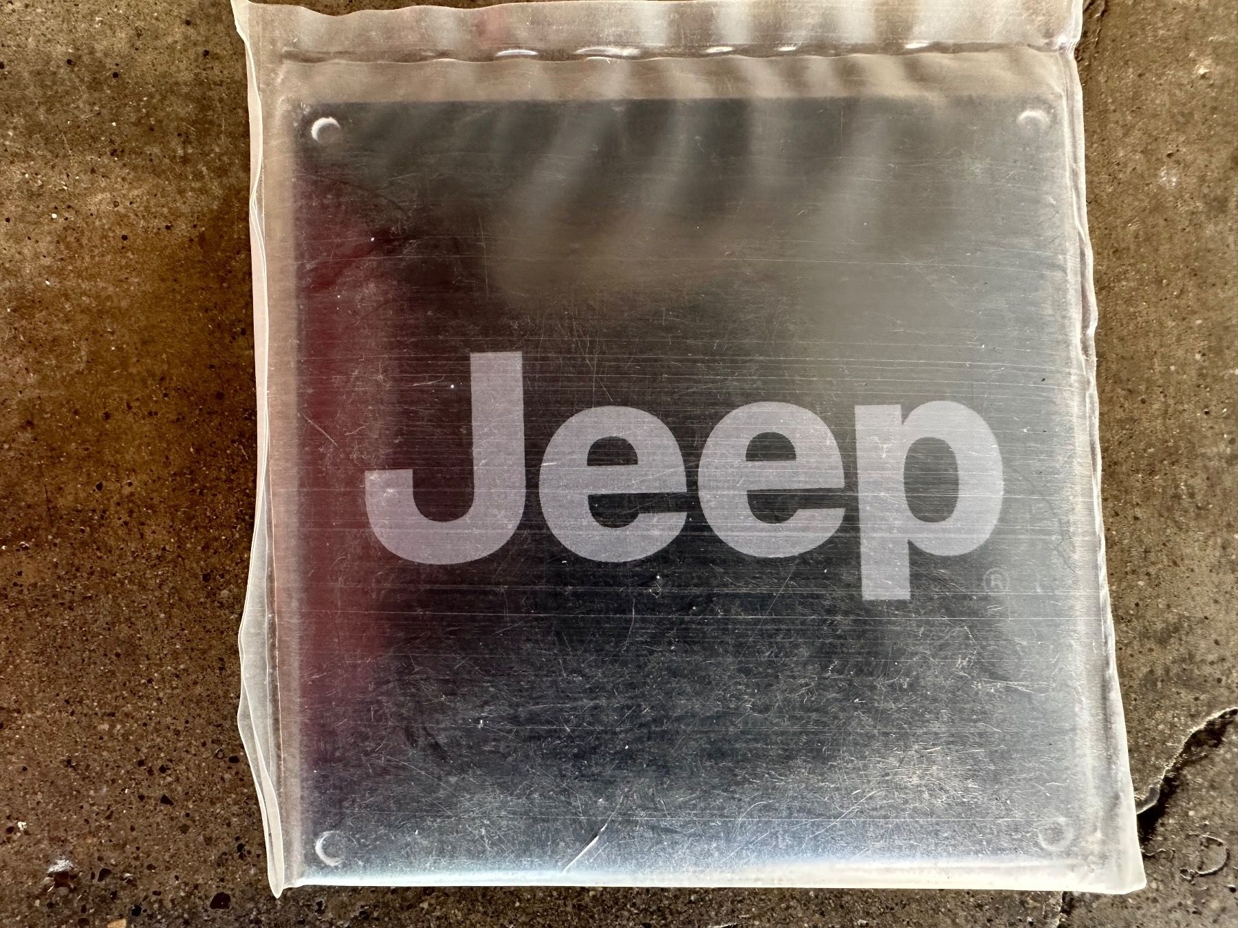Insegne: Jeep 4x4 Chrysler – Nuovo (secondo la descrizione) da Reinach AG venduto da rares75