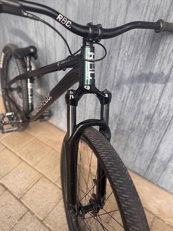 Radio Bikes Vélos: Radiobike Dirtjumper – D'occasion à Niederscherli par Anja12345 1