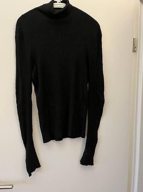 Globus Pullover & Sweatshirts: Rollkragenpullover Globus Essentials – Gebraucht aus Murten von bea_n5yn