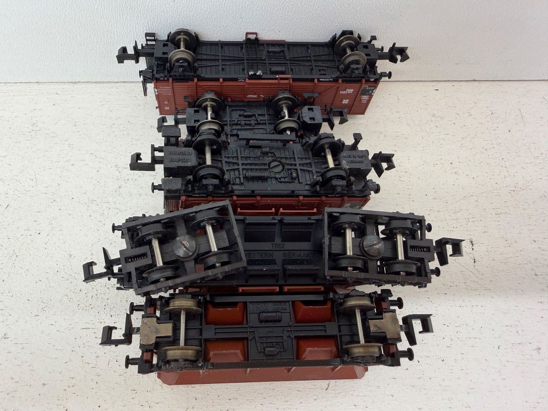 Trix Modelleisenbahnen: Trix  13623, 13667 Güterwagen – Gebraucht aus Büsserach von ModellbahnDepot 6