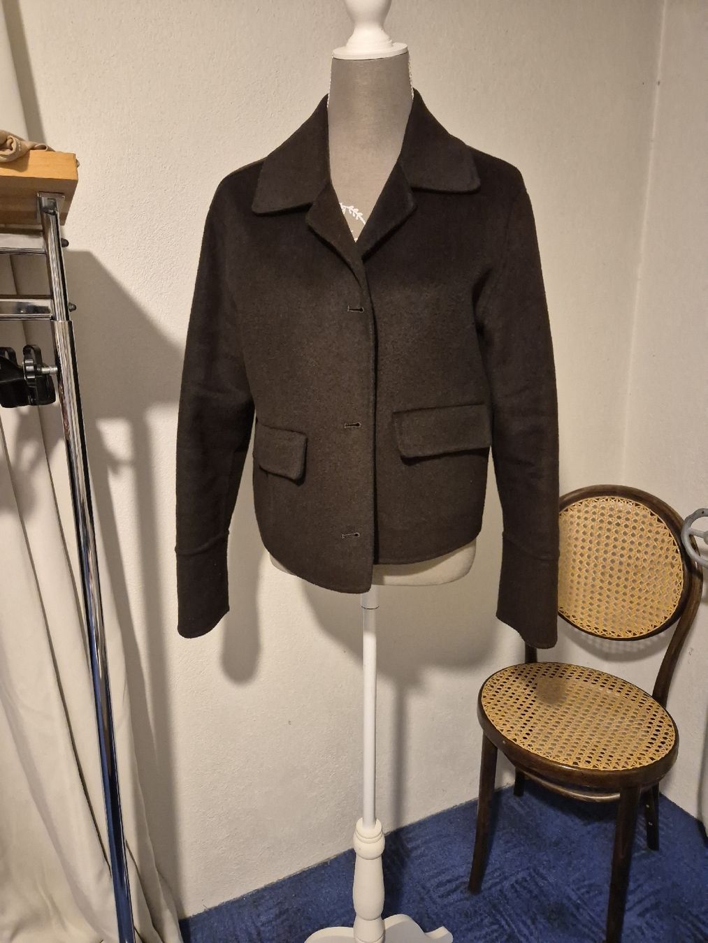 Mango Jacken: Kurze Jacke Mango braun Grösse L – Neu (gemäss Beschreibung) aus Zürich von Drago670