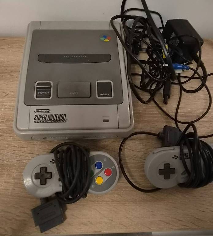Console nitendo excellent état (Gebraucht) in Bouveret für CHF 150 ...