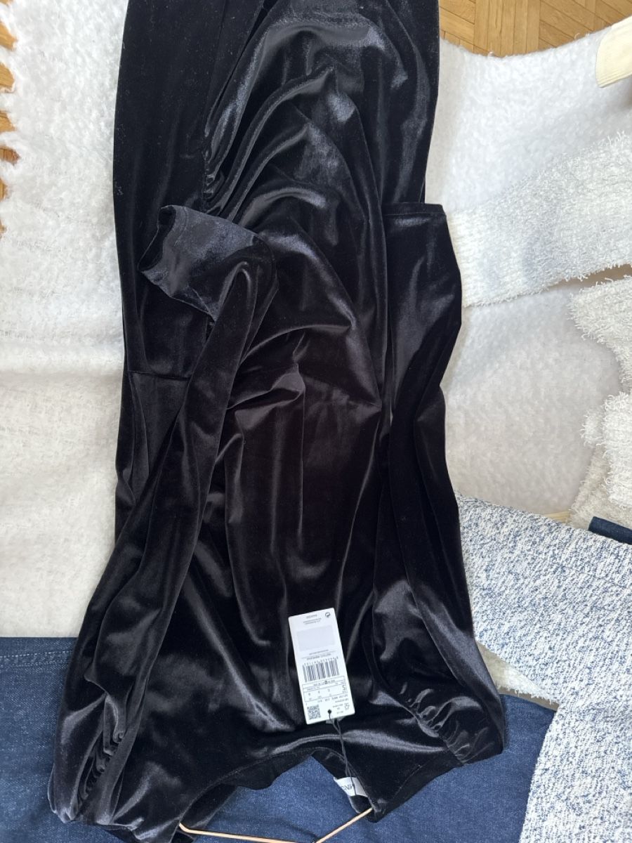 Lotti di vestiti: Lot vêtement Zara / MANGO taille S  – Nuovo e nell'imballaggio originale da Lausanne venduto da Alex_7586 1