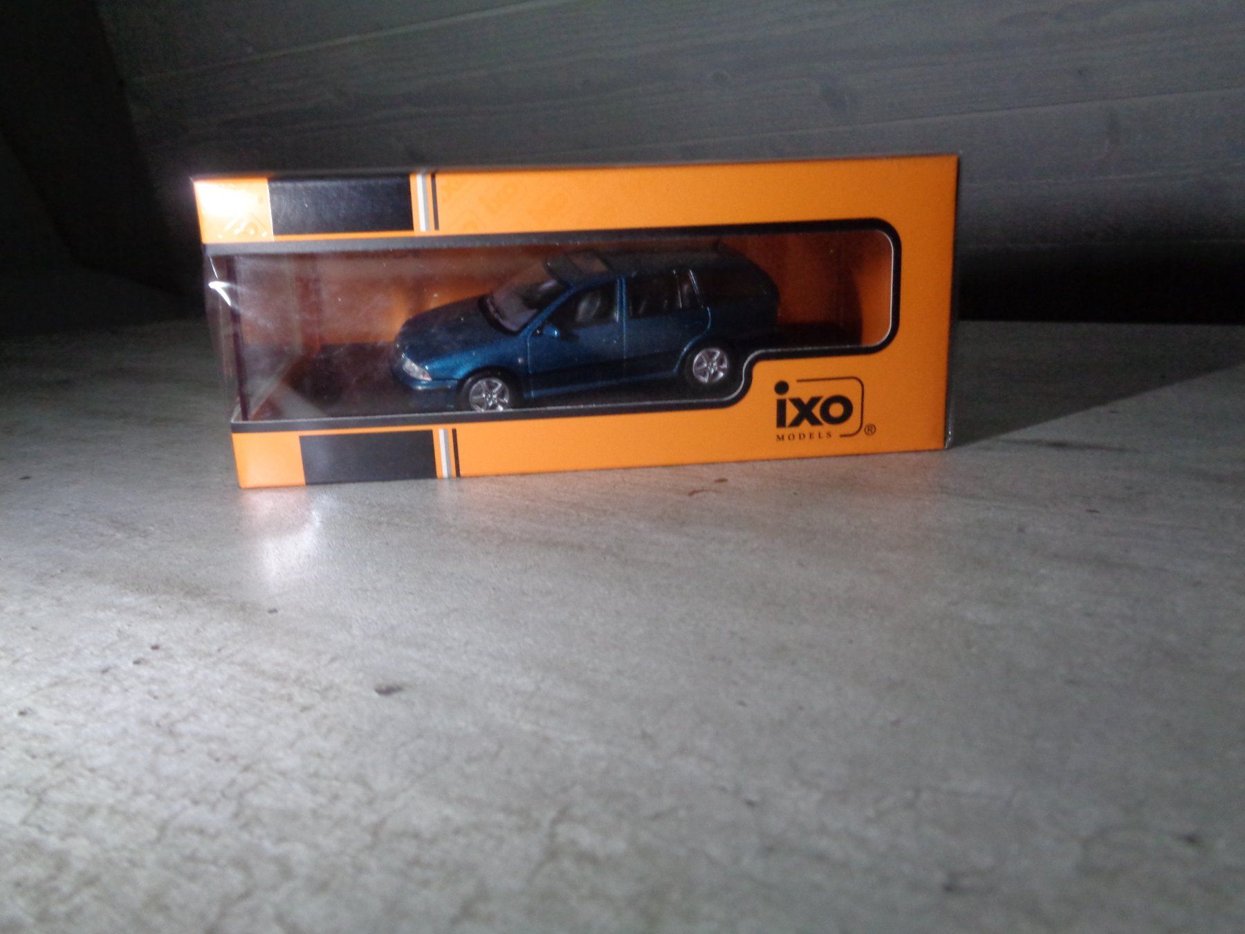 Skoda Modellini d'auto: Ixo 1:43 Skoda Octavia Combi 1998 – Nuovo e nell'imballaggio originale da Reconvilier venduto da rallycar 4