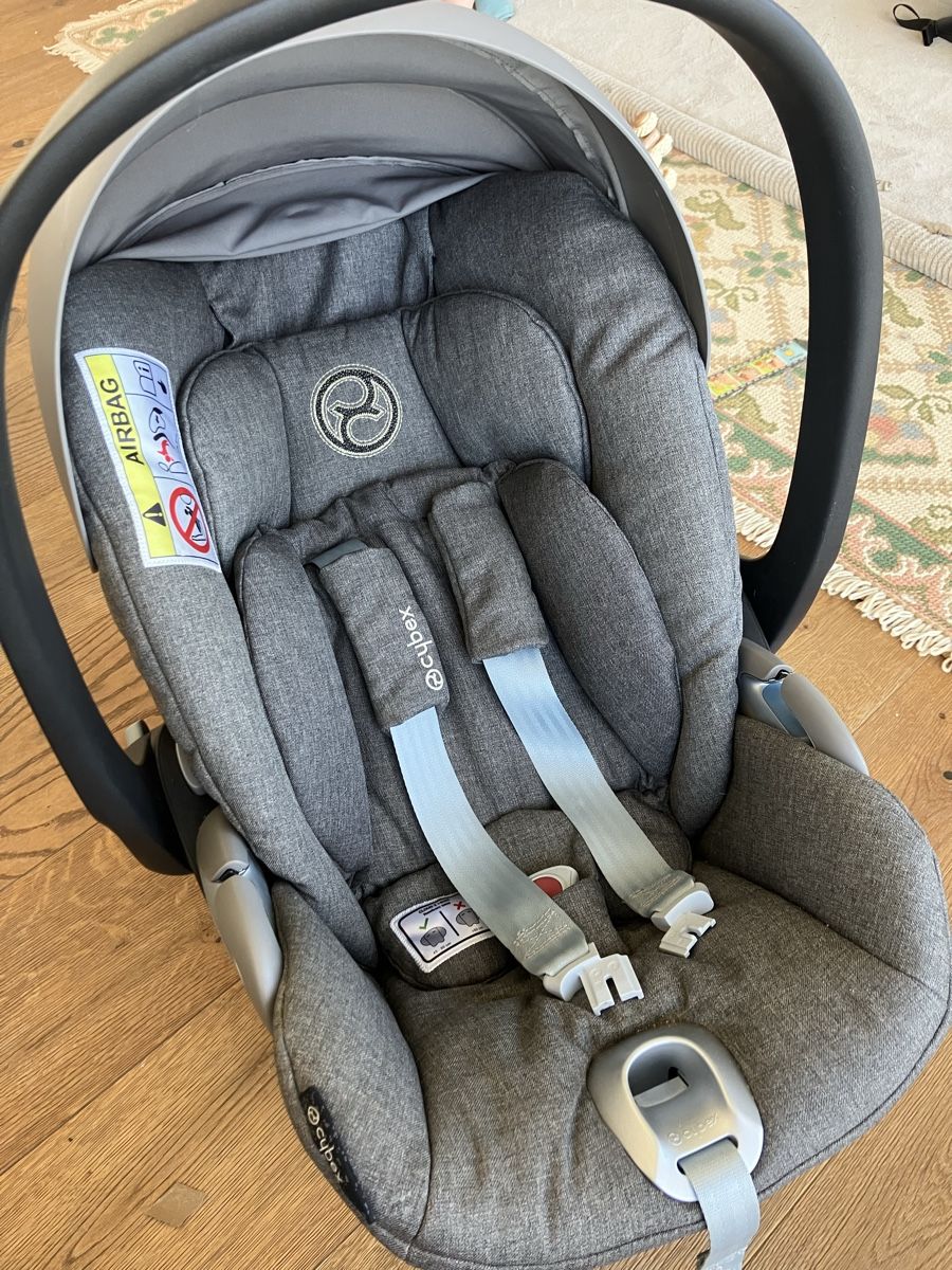 Cybex Auto-Kindersitze: Cybex Cloud Z i-Size plus Seat with Base and Mirror, Grey – Gebraucht aus Romont FR von Anna_dematos 1