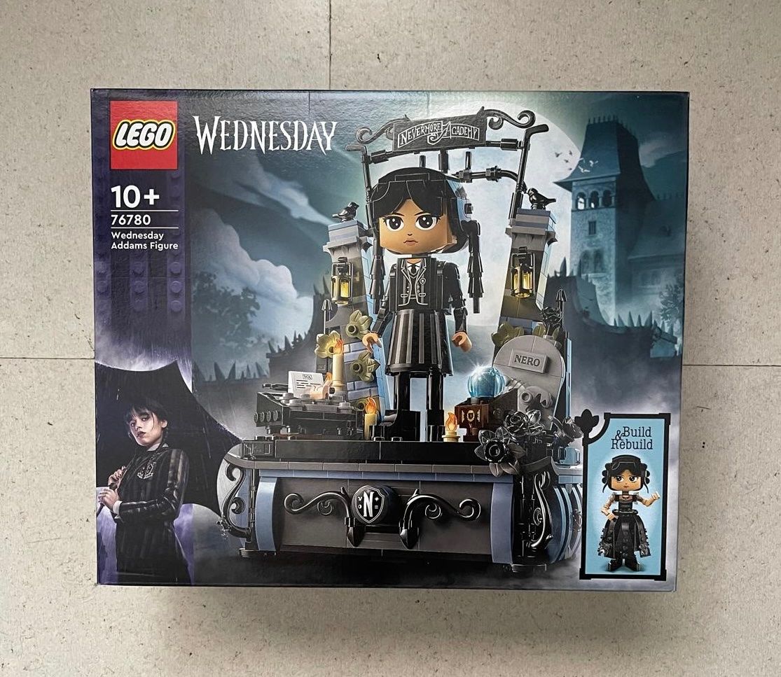 Lego Giocattoli: LEGO Wednesday Addams Baufigur – Nuovo e nell'imballaggio originale da Gebenstorf venduto da ryk86