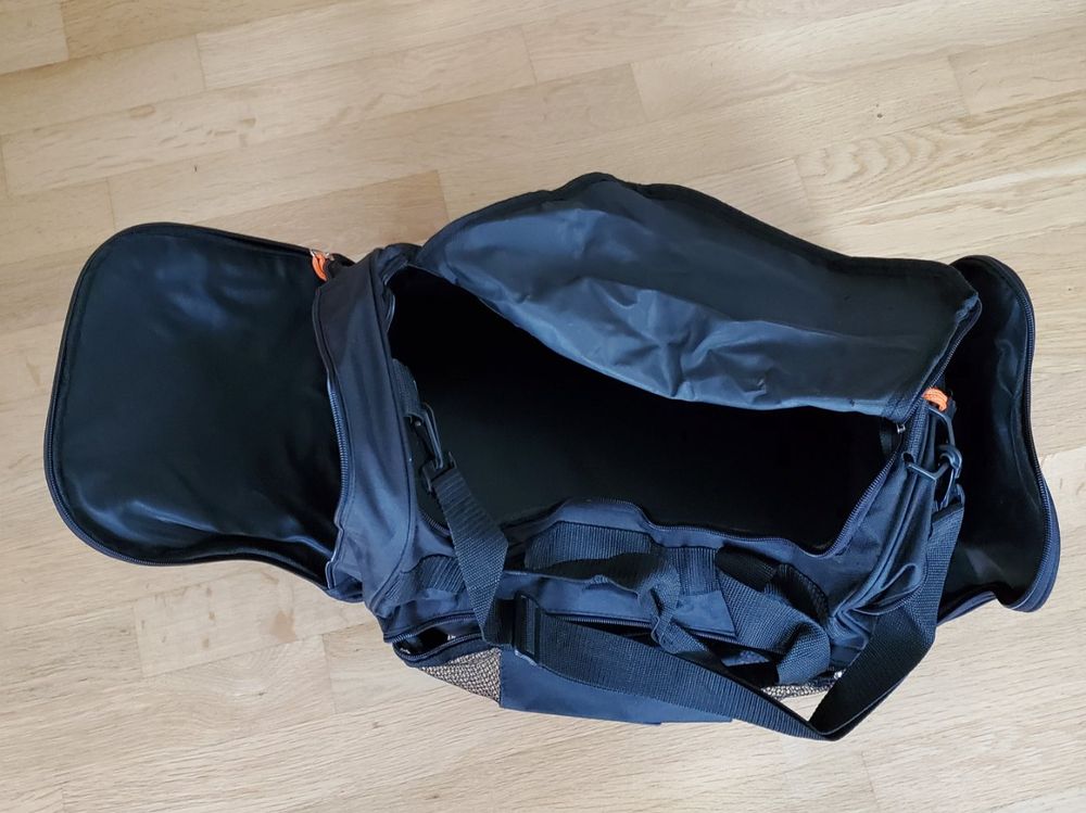 Borse: Sporttasche 50x 30x 28 cm. Neu – Nuovo (secondo la descrizione) da Wetzikon ZH venduto da Wetzicardo25 4