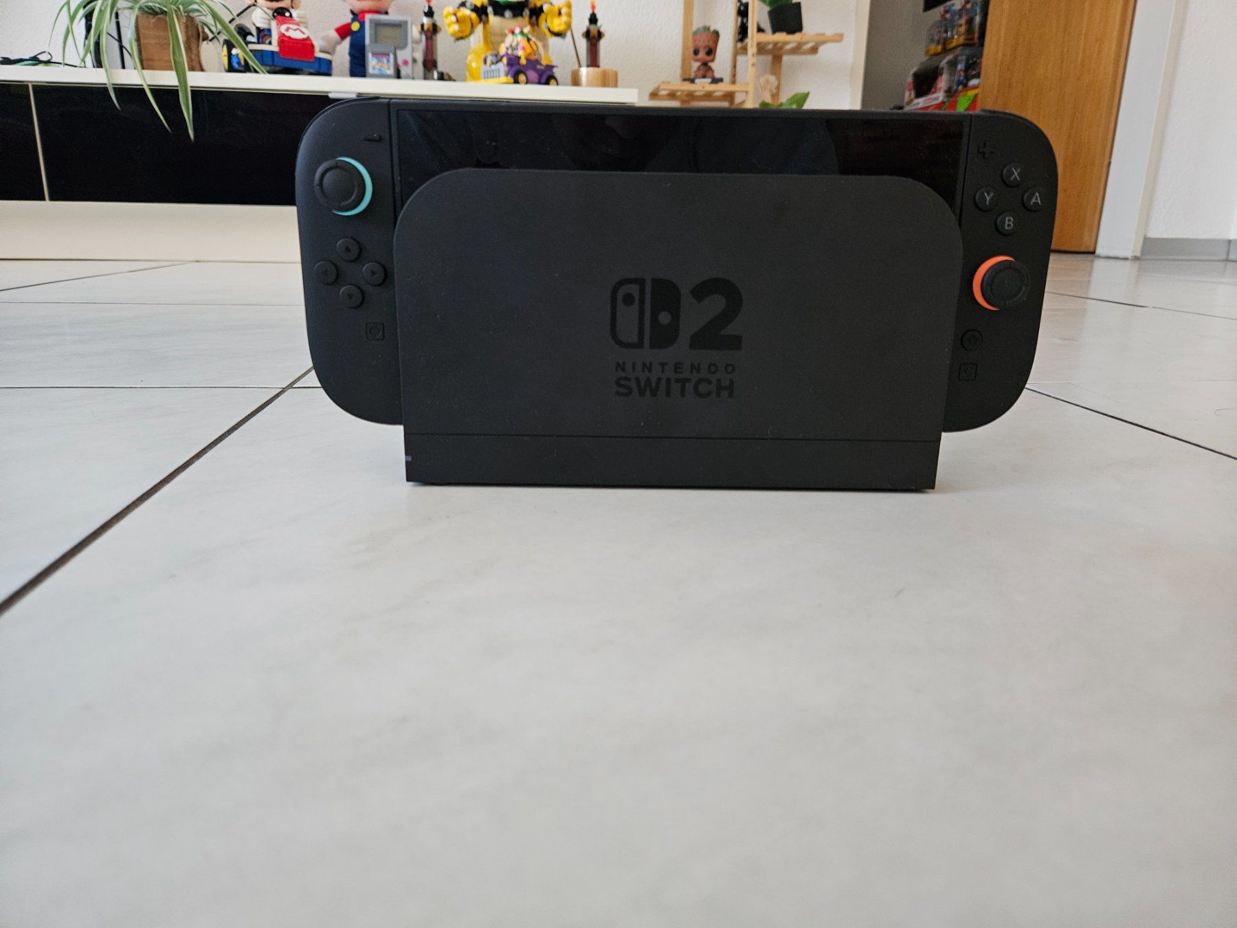 Nintendo Konsolen: Grosses Switch 2 Mario Set – Neu (gemäss Beschreibung) aus Safenwil von Mafi7 5