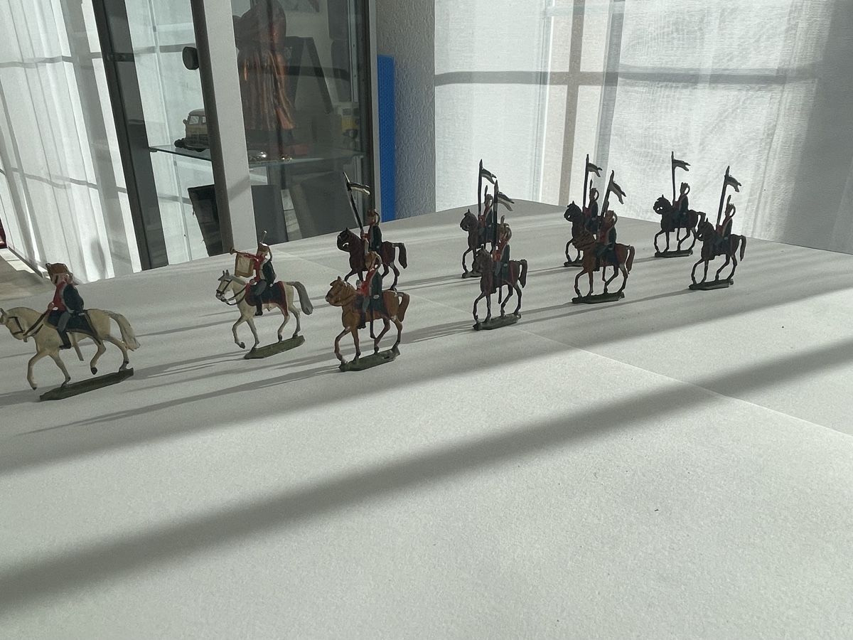 Giocattoli: Zinnfigur-Set historische Reiter-Armeefiguren – Usato da Meierskappel venduto da Hala03 1
